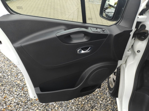 Ansicht 12 - Gebrauchtwagen Fahrzeug, Modell NV300 der Marke Nissan von Verkäufer Autozentrum Walter GmbH & Co. KG