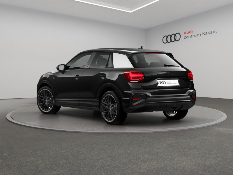 Audi - Q2