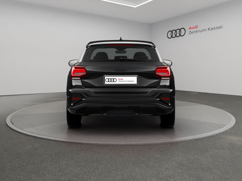 Audi - Q2