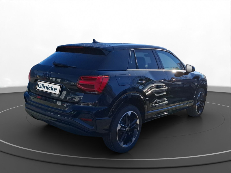 Audi - Q2