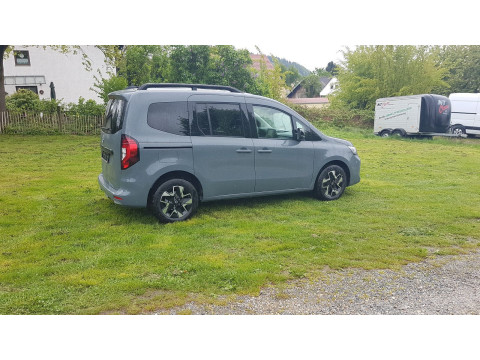 Ansicht 3 - Gebrauchtwagen Fahrzeug, Modell Townstar der Marke Nissan von Verkäufer Autohaus Roland Stern - Zweigniederlassung der Autohaus MKM Huber GmbH