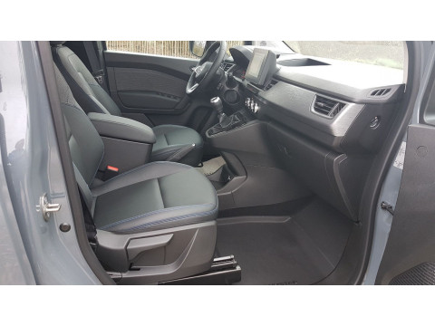 Ansicht 4 - Gebrauchtwagen Fahrzeug, Modell Townstar der Marke Nissan von Verkäufer Autohaus Roland Stern - Zweigniederlassung der Autohaus MKM Huber GmbH