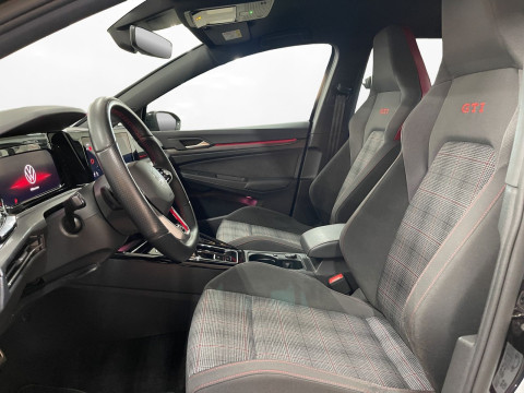 Volkswagen - Golf GTI