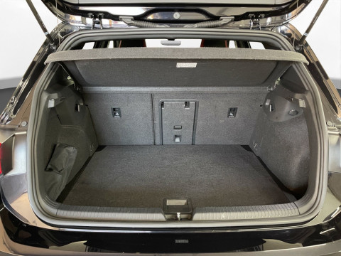 Volkswagen - Golf GTI