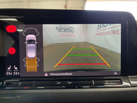 Volkswagen - Golf GTI