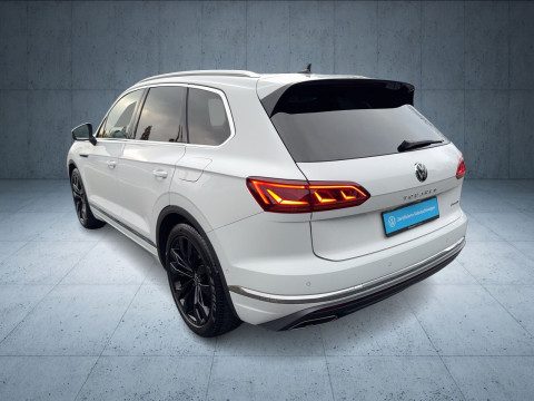 Volkswagen Touareg - Touareg Atmosphere eHybrid AHK/Matrix/360/21"/EO/Assist