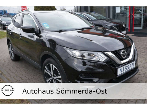 Automodell: Qashqai in der Farbe schwarz