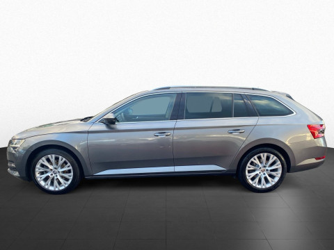 &Scaron;koda - Superb