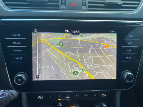 &Scaron;koda - Superb