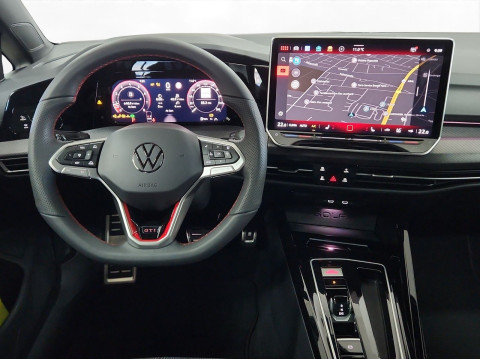 Volkswagen - Golf GTI