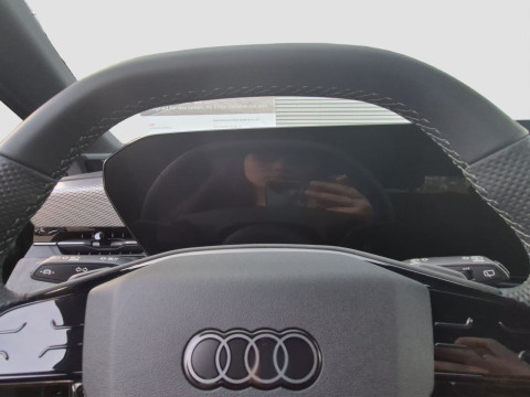 Audi - A6 Avant e-tron