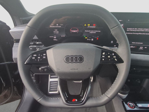 Audi - A6 Avant e-tron