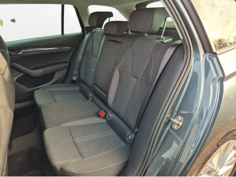 &Scaron;koda - Octavia