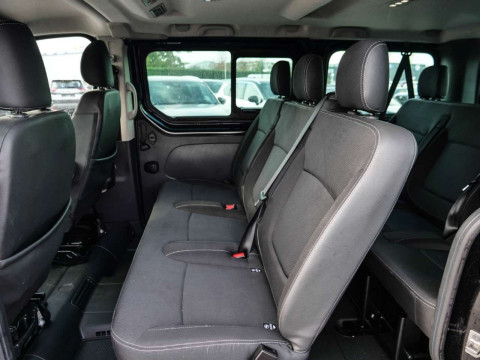 Ansicht 8 - Gebrauchtwagen Fahrzeug, Modell Primastar der Marke Nissan von Verkäufer Moll Automobile GmbH & Co. KG