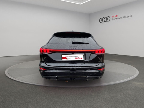 Audi - Q6 SUV e-tron