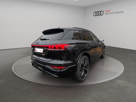 Audi - Q6 SUV e-tron