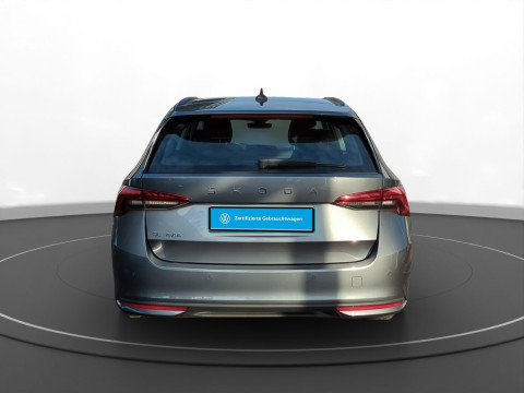 &Scaron;koda - Octavia