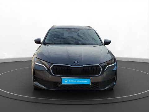 &Scaron;koda - Octavia