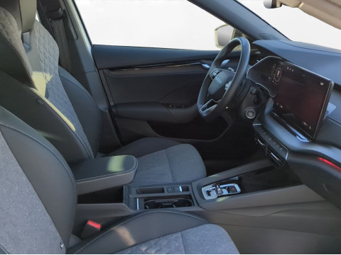 &Scaron;koda - Octavia