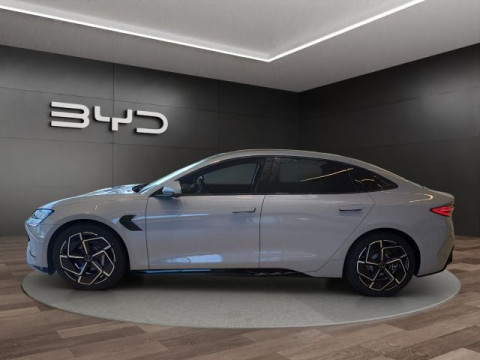 BYD SEAL - Seal Design 230kW Reichweite 570km Panoramadach