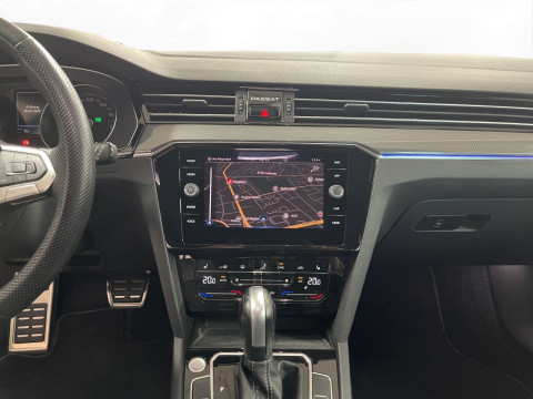 Volkswagen - Passat Variant