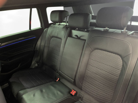 Volkswagen - Passat Variant