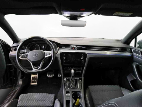 Volkswagen - Passat Variant