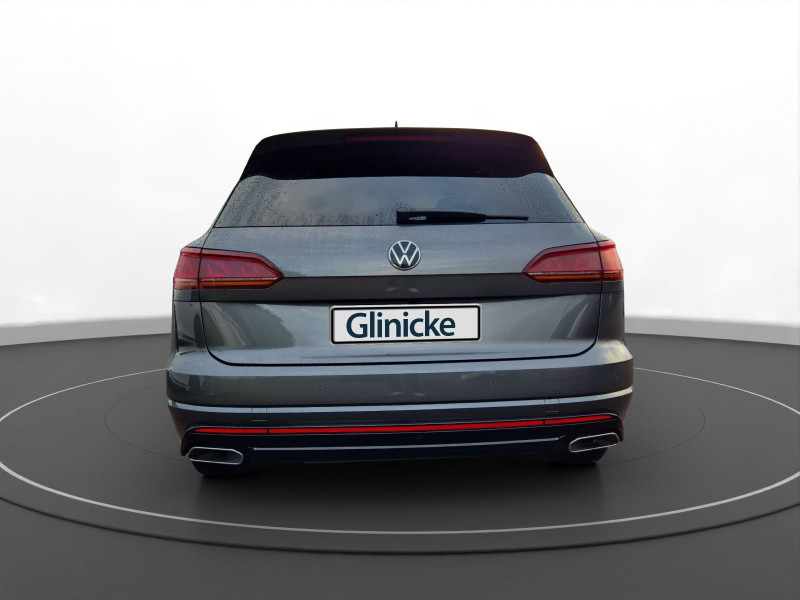 Volkswagen - Touareg