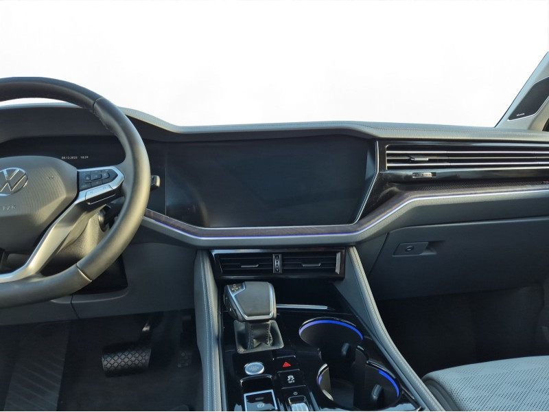 Volkswagen - Touareg