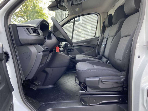 Ansicht 11 - Neuwagen Fahrzeug, Modell Primastar der Marke Nissan von Verkäufer Auto Emotion GmbH & Co. KG