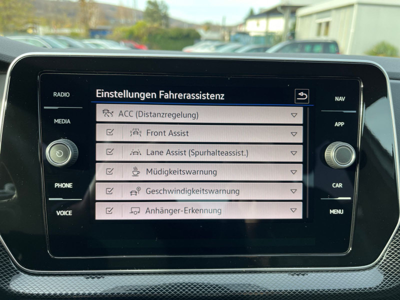 Volkswagen - T-Cross