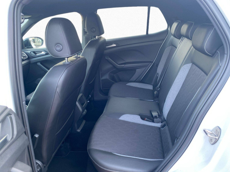 Volkswagen - T-Cross