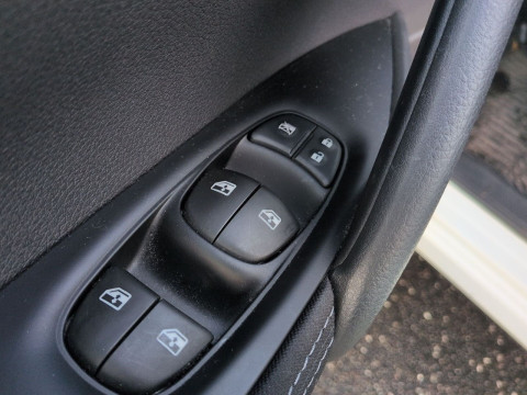 Ansicht 15 - Gebrauchtwagen Fahrzeug, Modell Qashqai der Marke Nissan von Verkäufer C. Thomsen GmbH