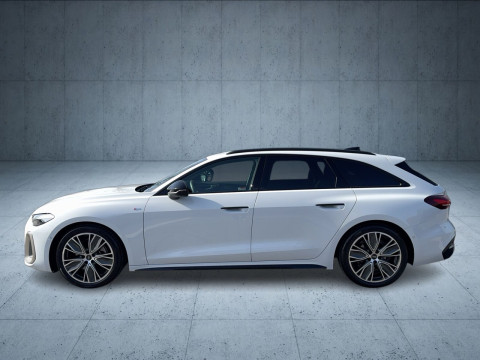 Audi A5 Avant - A5 Avant edition one TFSI S line AHK/Nav/Tech+/19"/Assist