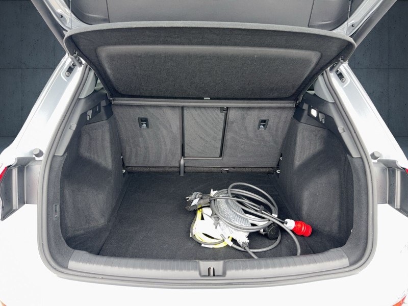 Audi - Q4 e-tron