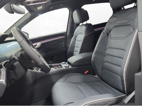 Volkswagen - Touareg