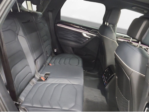 Volkswagen - Touareg