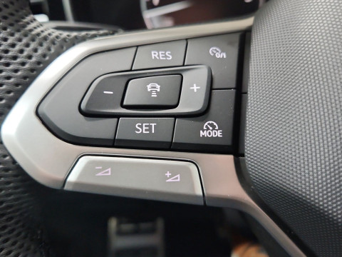 Volkswagen - Touareg