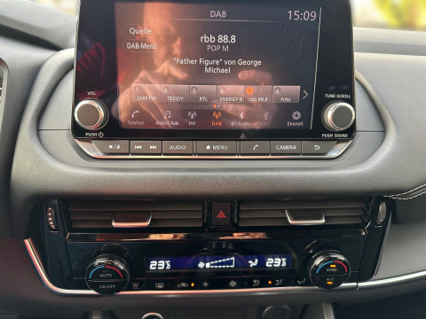 Ansicht 9 - Gebrauchtwagen Fahrzeug, Modell Qashqai der Marke Nissan von Verkäufer Autohaus Wegener Berlin GmbH - Filiale Wittenau