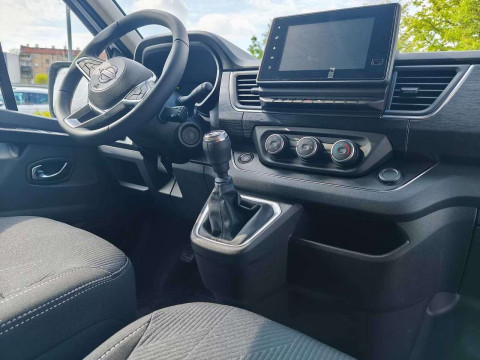 Ansicht 10 - Gebrauchtwagen Fahrzeug, Modell Primastar der Marke Nissan von Verkäufer Auto Emotion GmbH & Co. KG