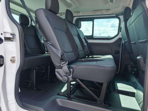 Ansicht 14 - Gebrauchtwagen Fahrzeug, Modell Primastar der Marke Nissan von Verkäufer Auto Emotion GmbH & Co. KG