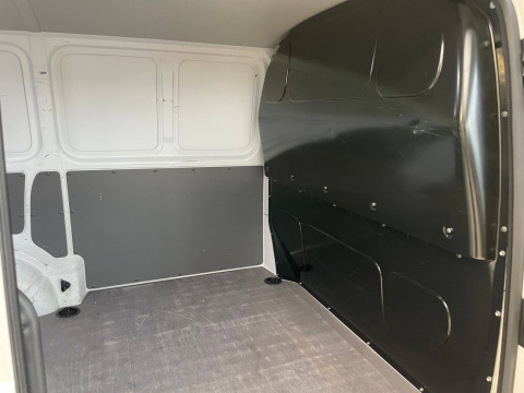 Volkswagen T6.1 Transporter - T6.1 Kasten 2.0 TDI AHK SHZ H.Fl&uuml;gelt&uuml;ren Kamera PDC