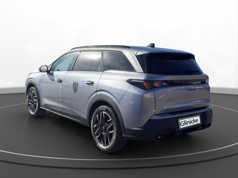 Peugeot - 5008