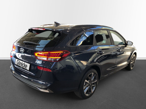 Hyundai i30 Kombi - i30 Kombi Advantage*Navi*RKam*SitzHeiz*Klima*LenkrHeiz