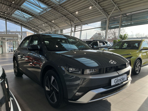 Hyundai IONIQ 5 - IONIQ 5 63 kWh Batterie*W&auml;rmepumpe*SitzHeiz*RKam*Navi*NSCC