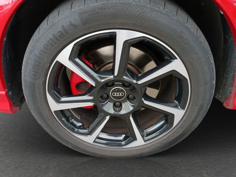 Audi Q3 - Q3 40 TFSI quattro S-tronic S line Matrix Panoramadach Standheizung R&uuml;ckfahrkamera Navi adaptives Fah