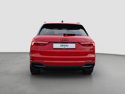 Audi - Q3