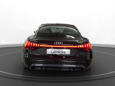 Audi - e-tron GT quattro
