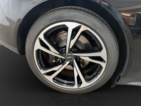 Audi - e-tron GT quattro