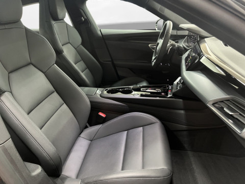 Audi - e-tron GT quattro